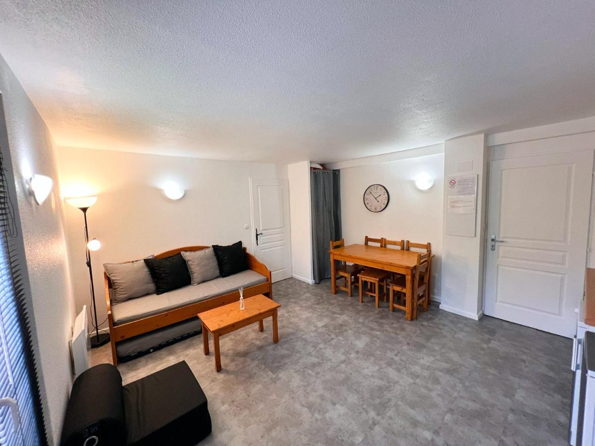 Vars, Appart Spacieux Renove 4 Couchages Dans Chalet Vars  Buitenkant foto